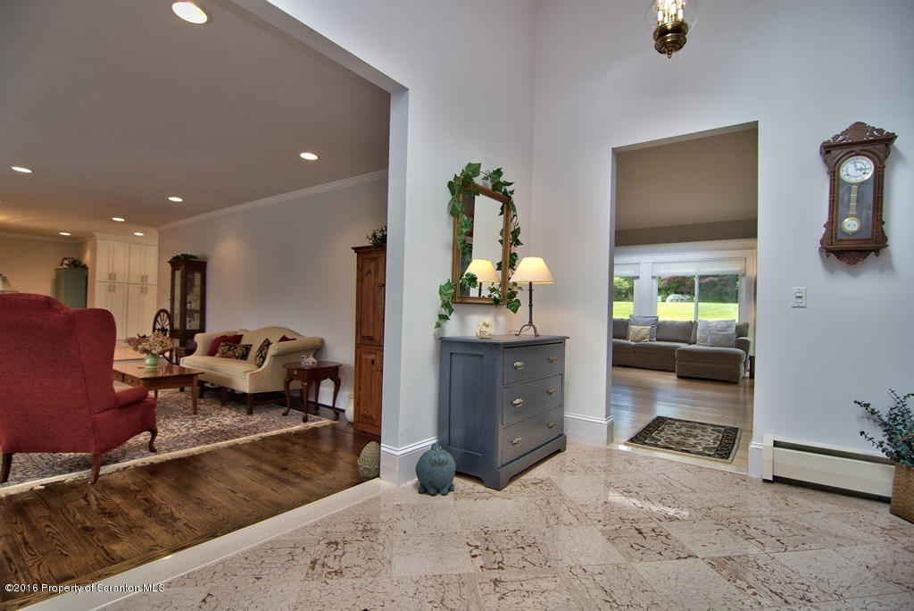 104 Overlook Road Clarks Summit, PA 18411 - Photo 3 of 72 Gallery Image 3