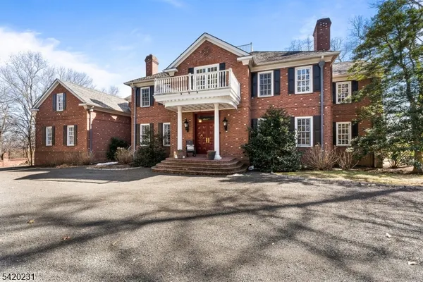 $2,300,000 | 1 Hillview Drive, Califon, NJ 07830