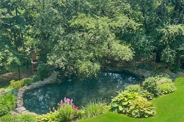 $2,300,000 | 1 Hillview Drive, Califon, NJ 07830