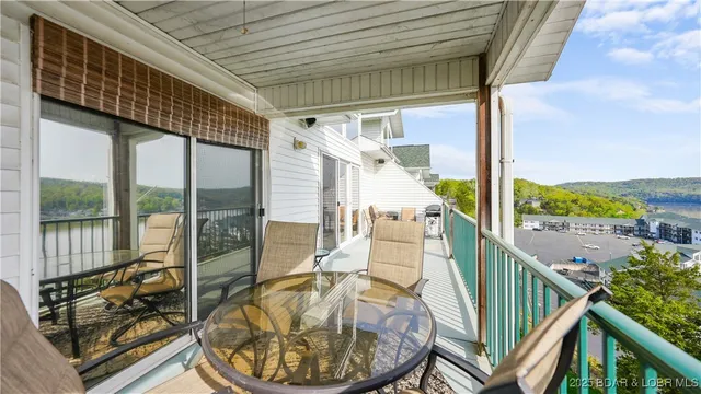 $295,000 | 75 Cedar Heights Lane, Unit 4D, Camdenton, MO 65020