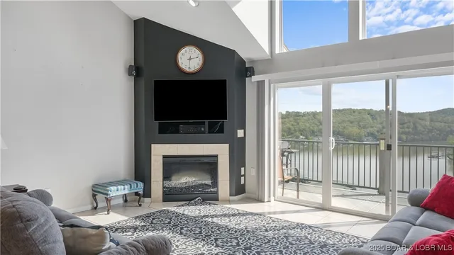 $295,000 | 75 Cedar Heights Lane, Unit 4D, Camdenton, MO 65020