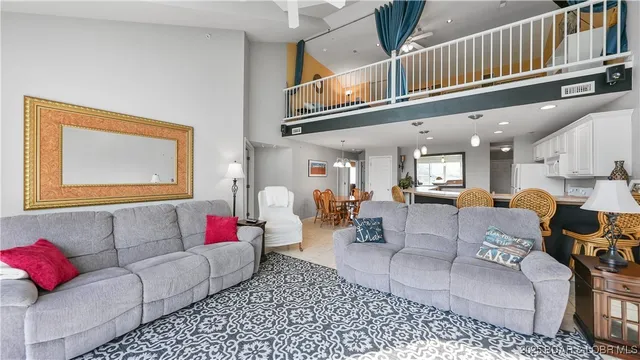 $295,000 | 75 Cedar Heights Lane, Unit 4D, Camdenton, MO 65020