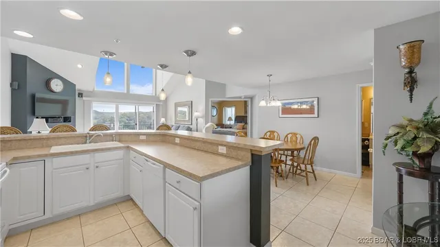 $295,000 | 75 Cedar Heights Lane, Unit 4D, Camdenton, MO 65020