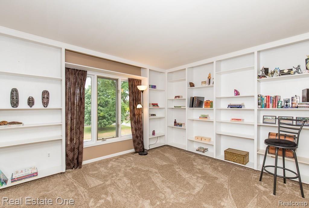 2425 Rancroft Beat Rochester Hills, MI 48306 - Photo 24 of 32
