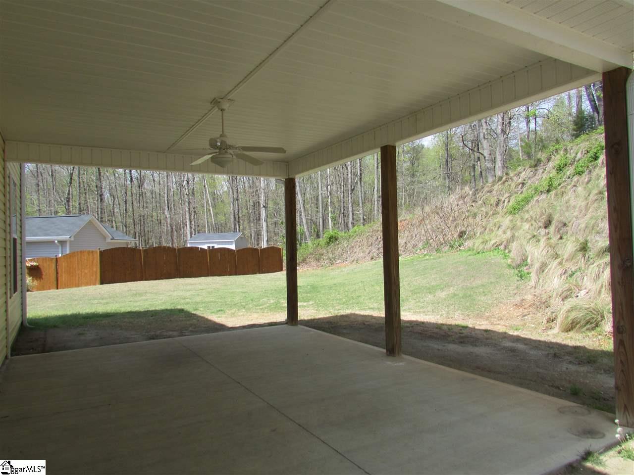 228 Fledgling Way Easley, SC 29642 - Photo 16 of 19 Gallery Image 16