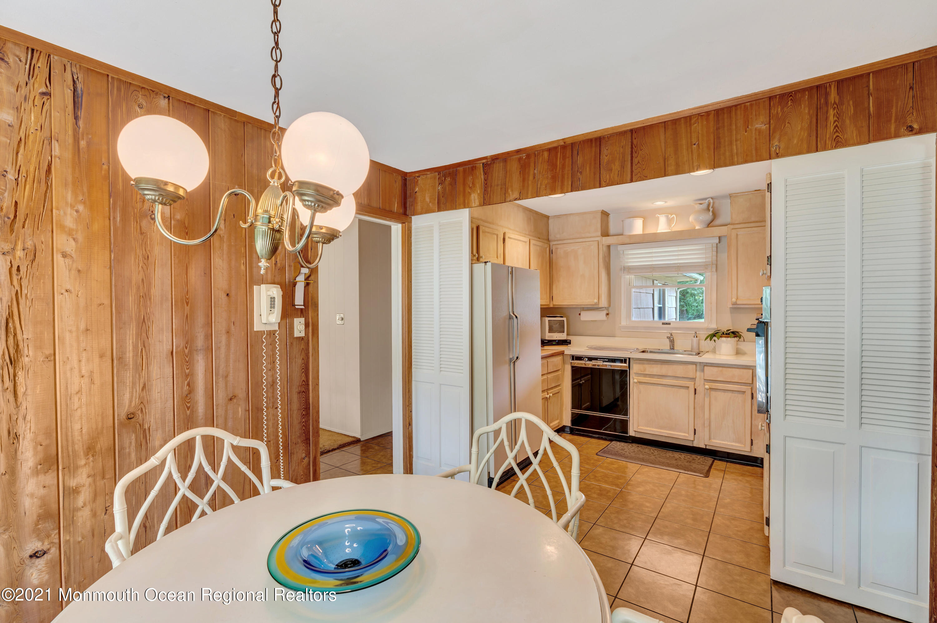 13 Edgewood Road Matawan, NJ 07747 - Photo 18 of 48 023_dsc08113_4_5_6_7