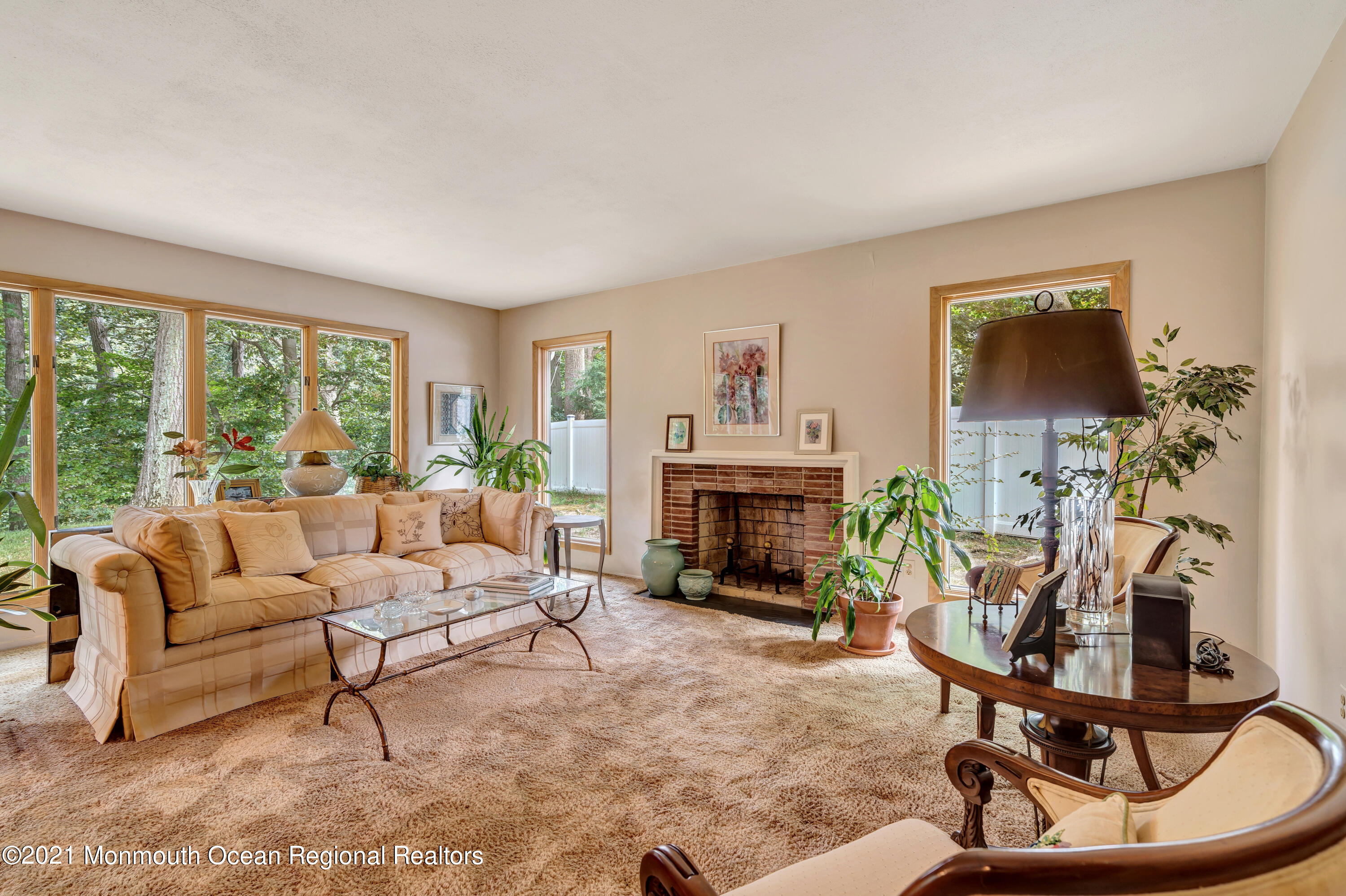 13 Edgewood Road Matawan, NJ 07747 - Photo 6 of 48 018_dsc08018_19_20_21_22