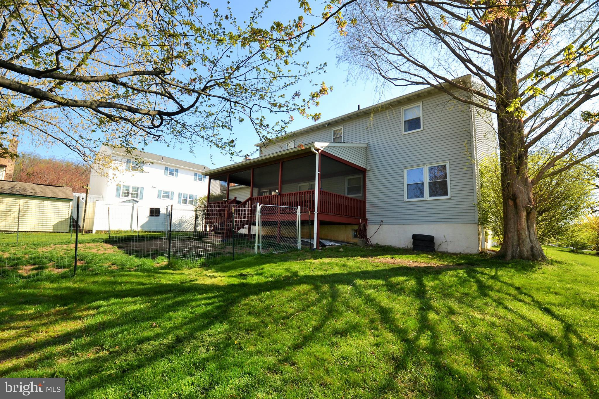 816 Bare Path Road Sinking Spring, PA 19608 - Photo 11 of 51