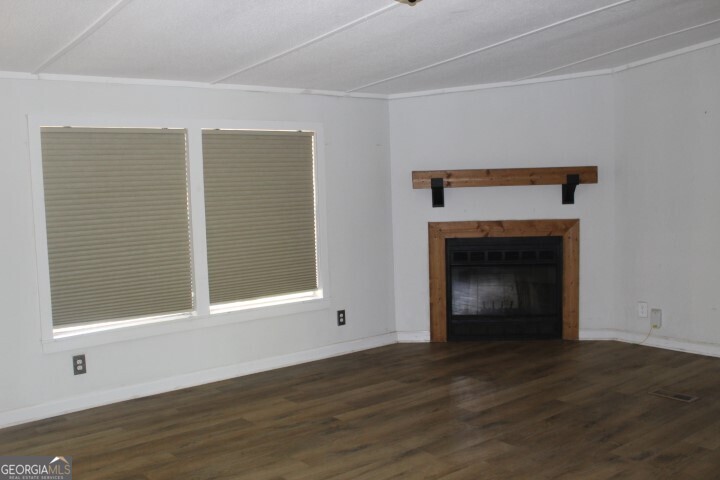 163 Sanders Road Jackson, GA 30233 - Photo 5 of 18