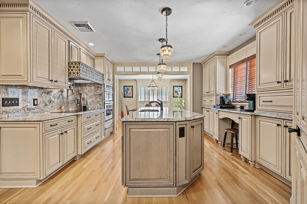 9 Cranbrook Road Shrewsbury, MA 01545 - Photo 8 of 41