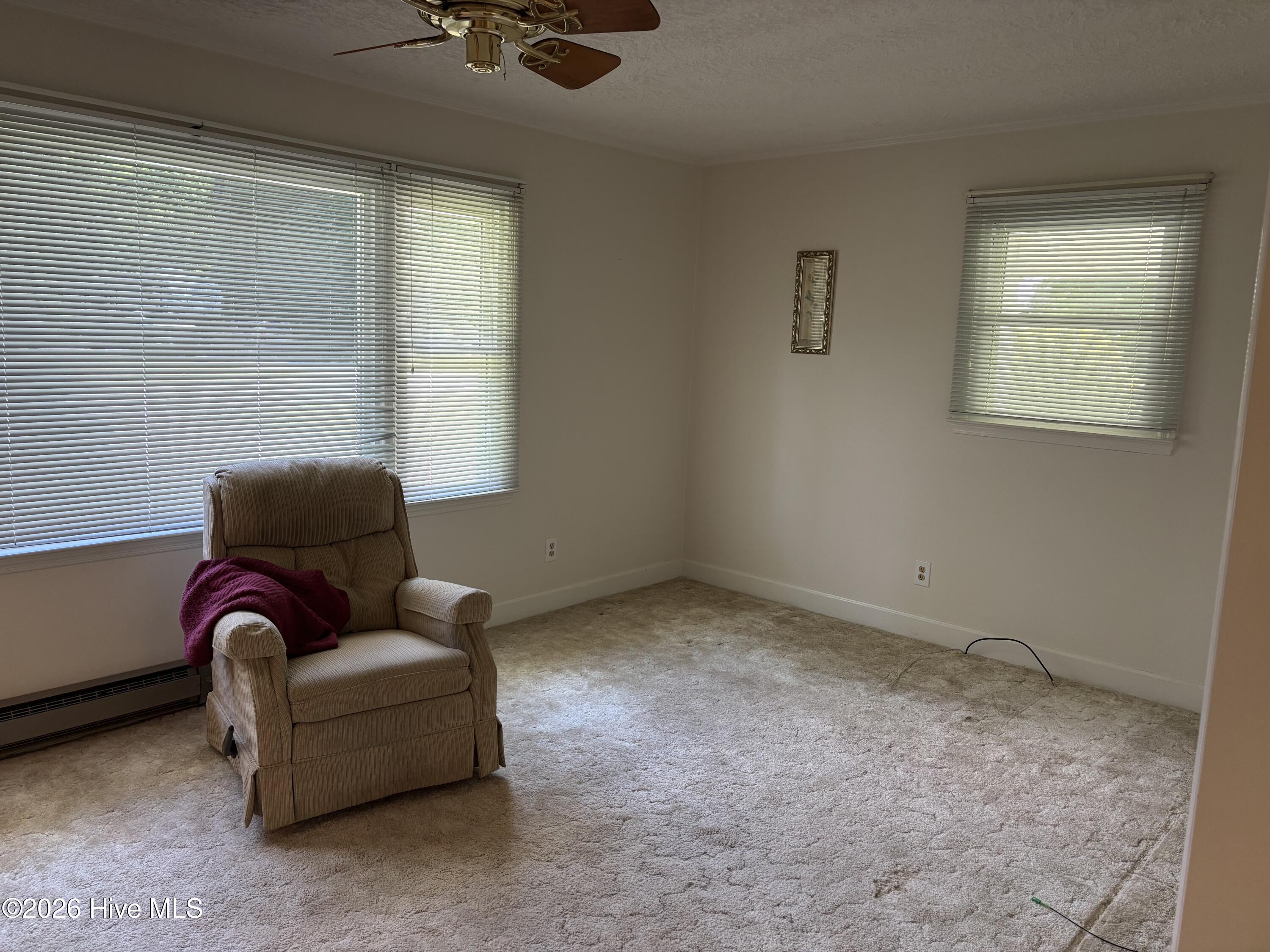 312 Neuse Cliff Road New Bern, NC 28560 - Photo 16 of 56 Living room with large picture window