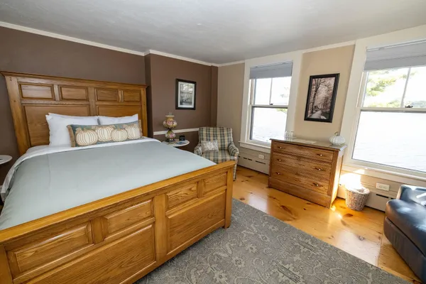 $2,999,999 | 100 Lower Bay Road, Sanbornton, NH 03269