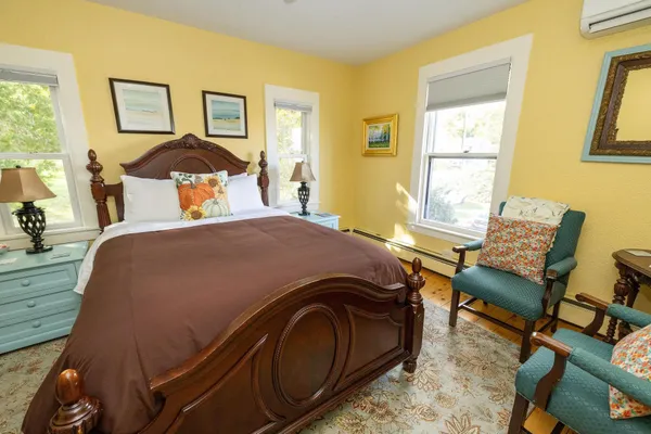 $2,999,999 | 100 Lower Bay Road, Sanbornton, NH 03269