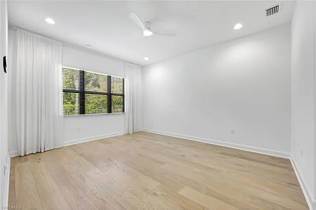 $649,999 | 20812 Thistle Leaf Lane, Estero, FL 33928