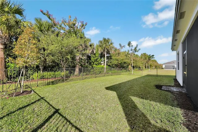 $649,999 | 20812 Thistle Leaf Lane, Estero, FL 33928