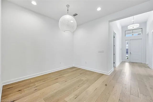 $649,999 | 20812 Thistle Leaf Lane, Estero, FL 33928