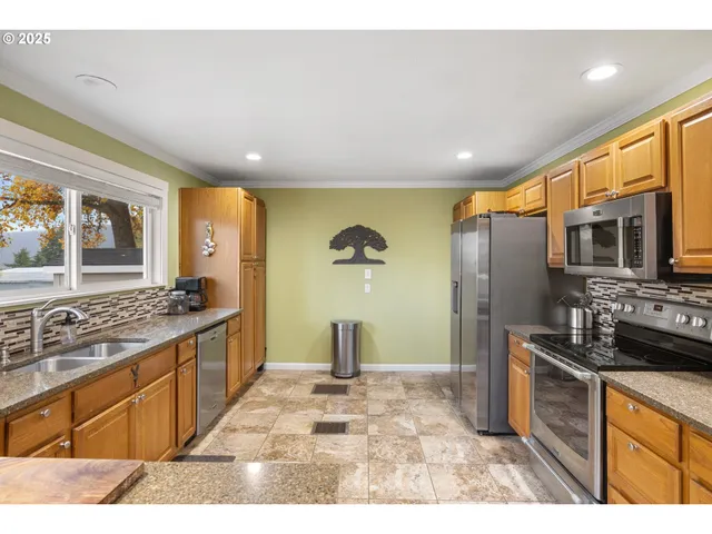 $950,000 | 4738 London Drive, Mount Hood Parkdale, OR 97041