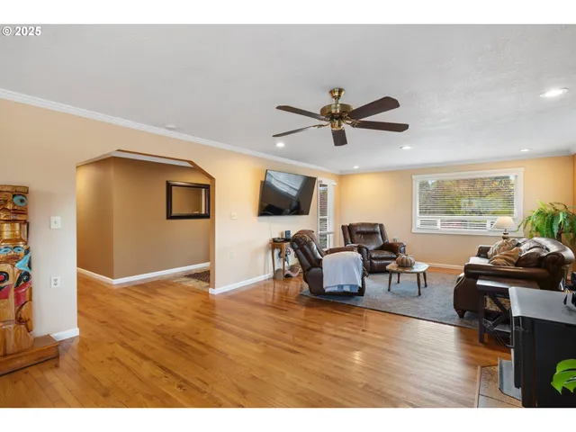 $950,000 | 4738 London Drive, Mount Hood Parkdale, OR 97041