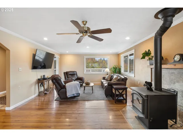 $950,000 | 4738 London Drive, Mount Hood Parkdale, OR 97041