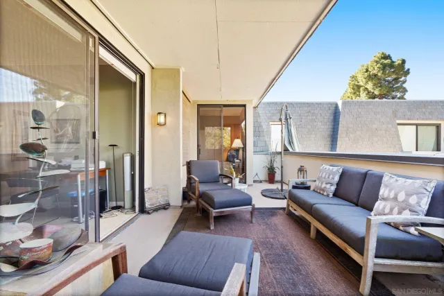 $1,989,000 | 7962 Caminito Del Cid, La Jolla, CA 92037