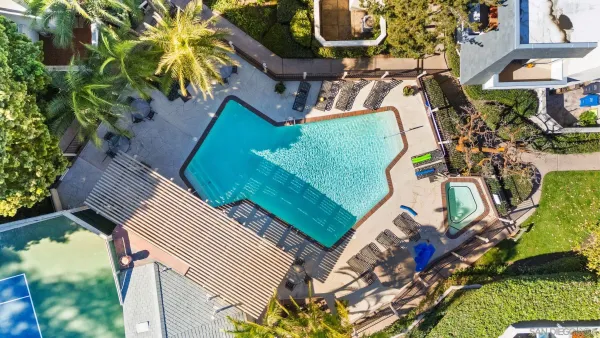 $1,679,000 | 7962 Caminito Del Cid, La Jolla, CA 92037