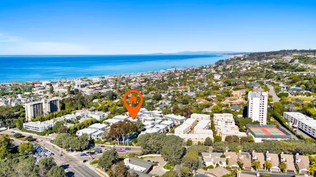 $1,989,000 | 7962 Caminito Del Cid, La Jolla, CA 92037