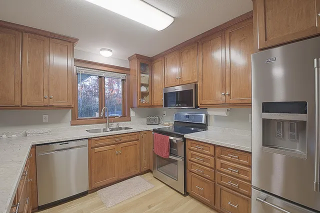 $579,900 | 11486 Hazel Road, St. Cloud, MN 56301