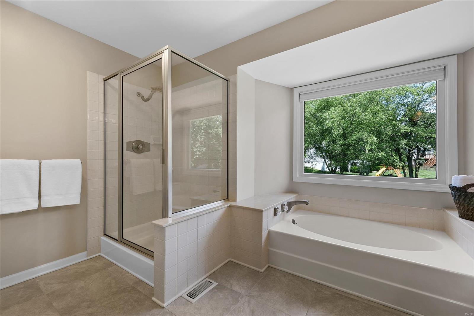 1724 Eldon Ridge Court Chesterfield, MO 63017 - Photo 38 of 51 Gallery Image 38