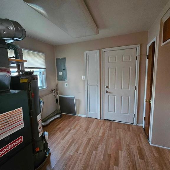 24924 Schroeder Avenue Eastpointe, MI 48021 - Photo 12 of 22 Laundry / Utility Room