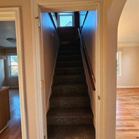 24924 Schroeder Avenue Eastpointe, MI 48021 - Photo 18 of 22 Stairs