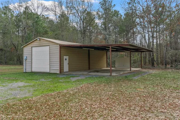 $321,750 | 645 Appaloosa Drive, Grand Cane, LA 71032