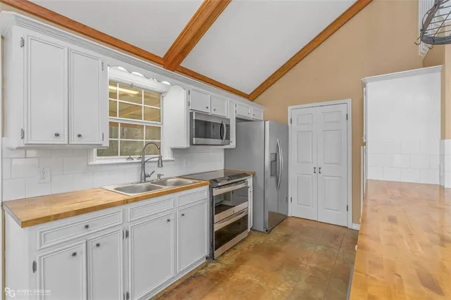 $329,250 | 645 Appaloosa Drive, Grand Cane, LA 71032