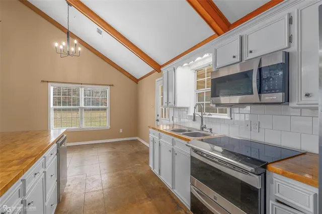 $329,250 | 645 Appaloosa Drive, Grand Cane, LA 71032