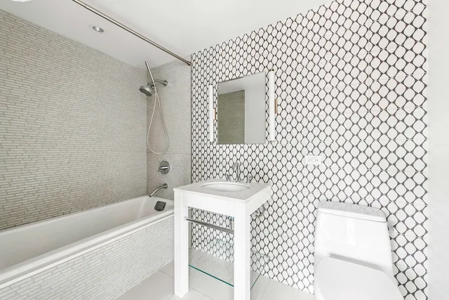 $18,495 | 71 Greene Avenue | Fort Greene