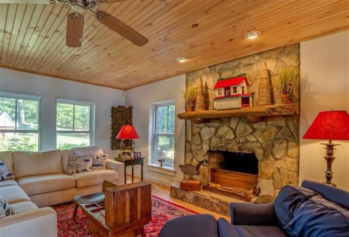 412 Oliver Drive Inman, SC 29349 - Photo 2 of 17
