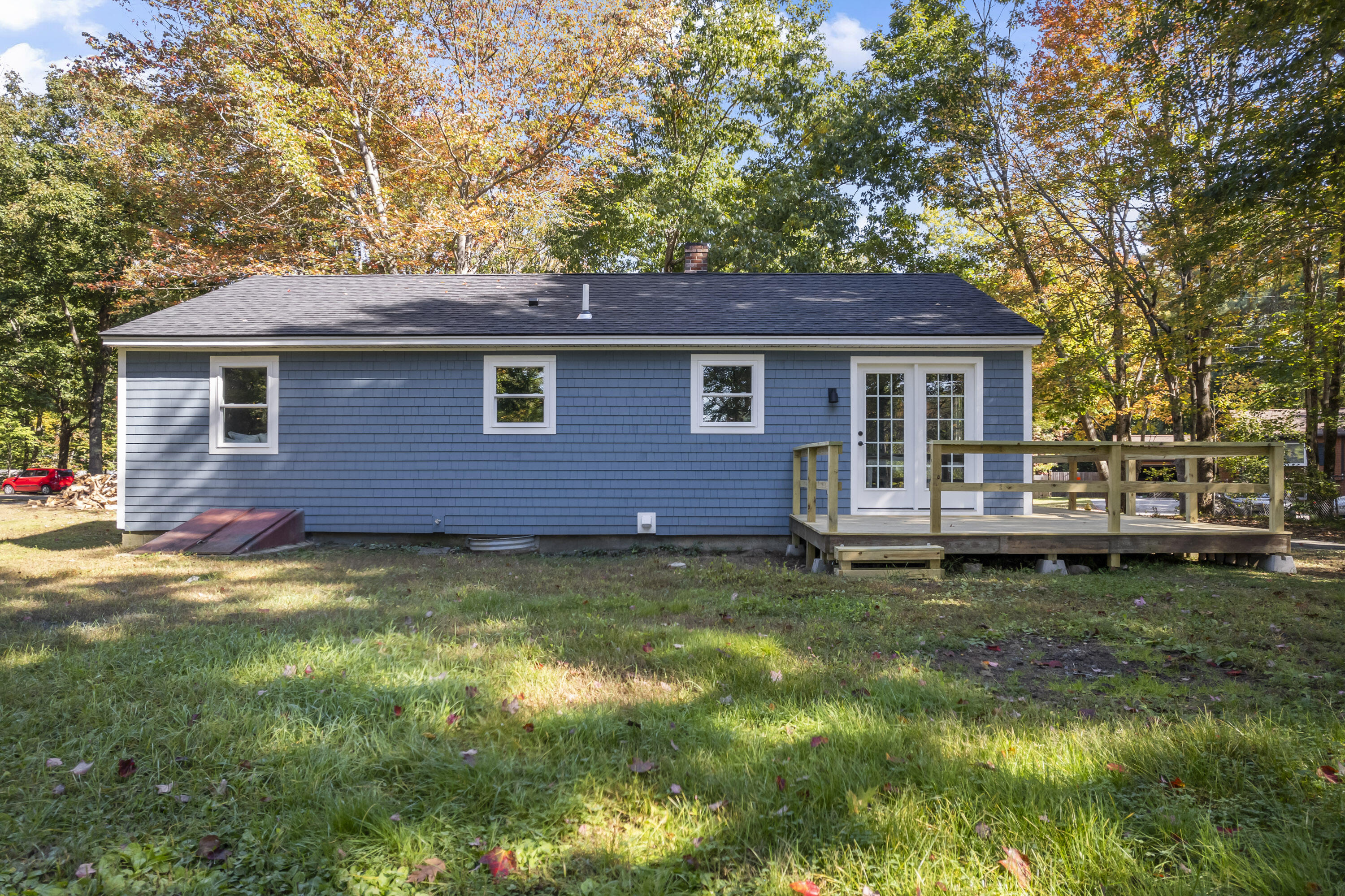 27 Ivanhoe Drive Topsham, ME 04086 - Photo 2 of 39 Rear of Home