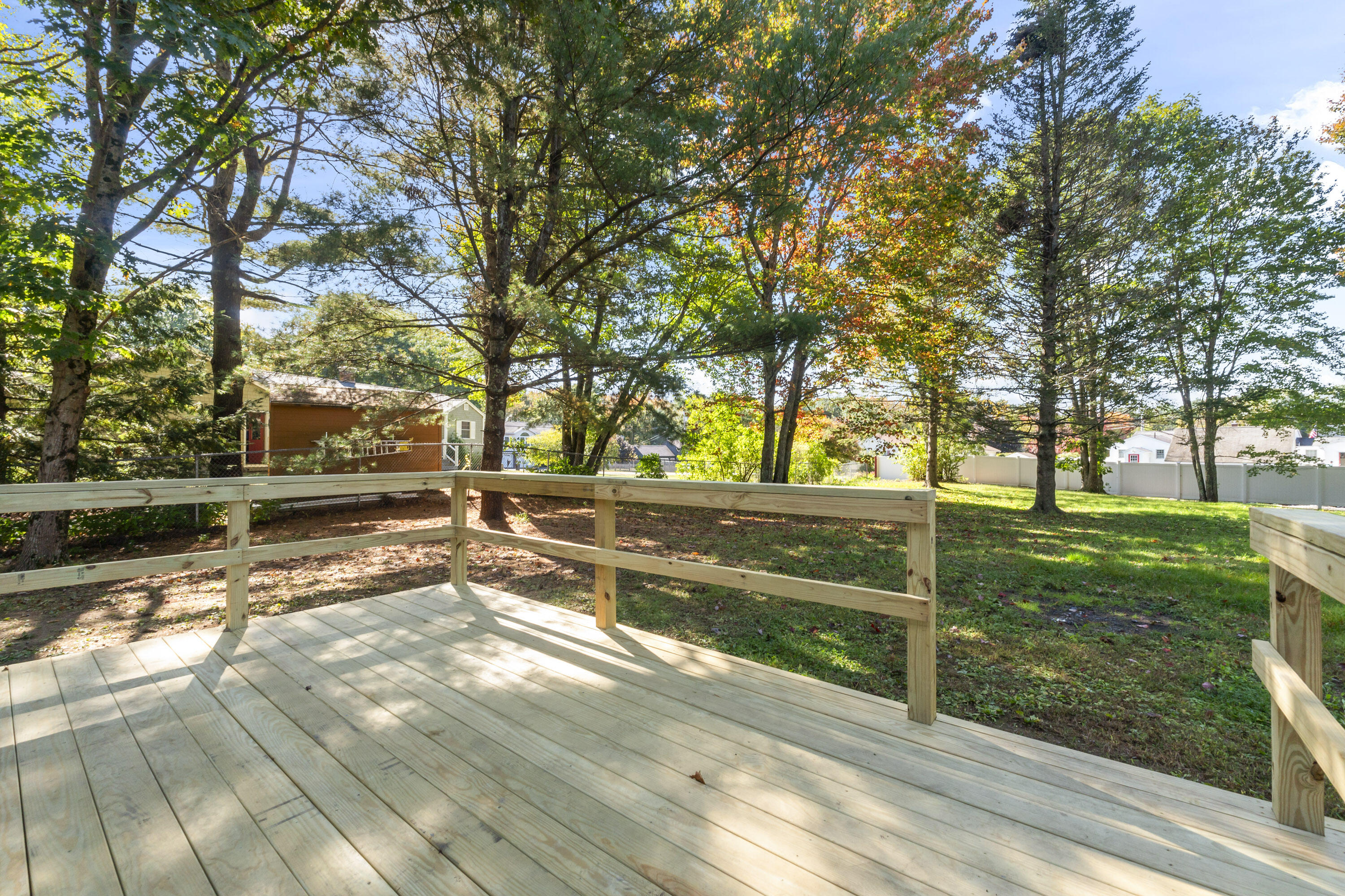 27 Ivanhoe Drive Topsham, ME 04086 - Photo 24 of 39 27 Ivanhoe Dr_133