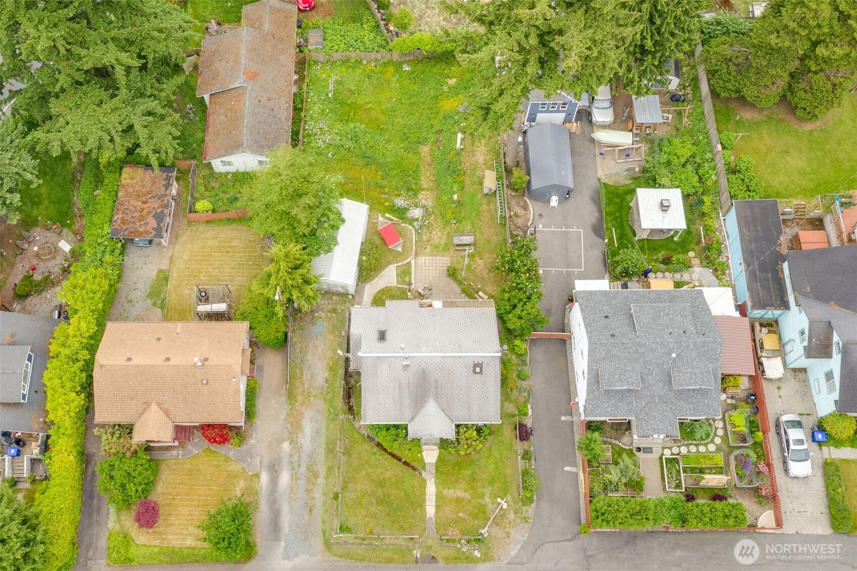 2310 Lowell Road Everett, WA 98203 - Photo 28 of 34 an aerial view of residential houses with outdoor space