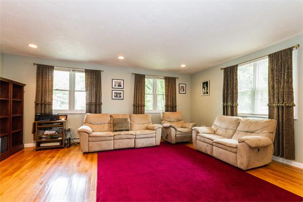 15 Holly Road Holbrook, MA 02343 - Photo 1 of 13 Gallery Image 1