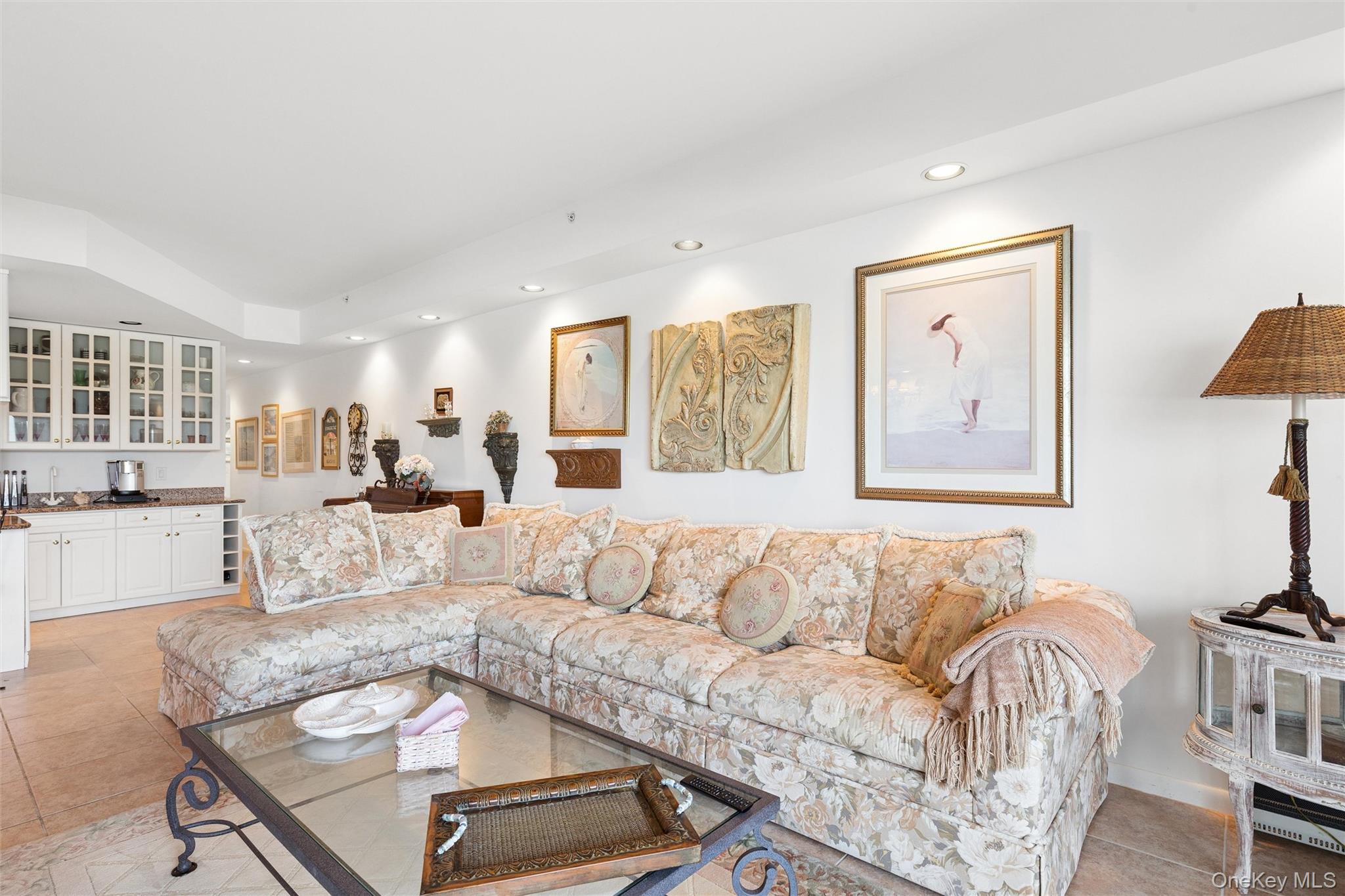 260 Dune Road, Unit 79 Westhampton Beach, NY 11978 - Photo 9 of 18