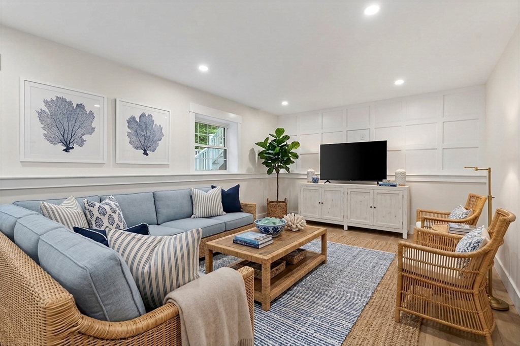 15 Pioneer Road Hingham, MA 02043 - Photo 8 of 21