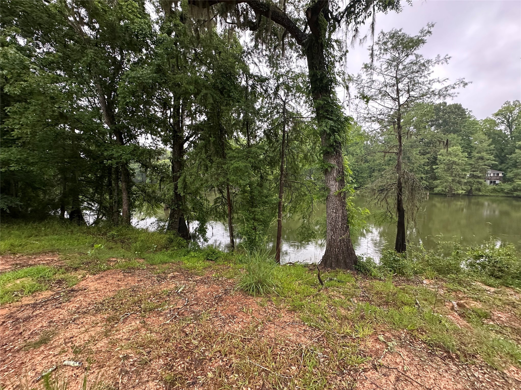 454 Lakeview Drive Cleveland, TX 77327 - Photo 4 of 15