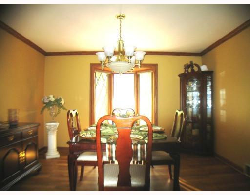 149 North Jamestown Road Coraopolis, PA 15108 - Photo 3 of 8 Dining Room.