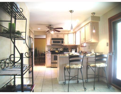 149 North Jamestown Road Coraopolis, PA 15108 - Photo 4 of 8 Kitchen.
