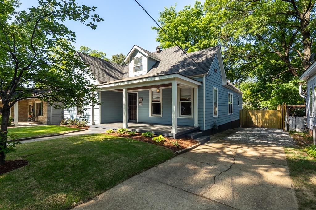 119 South Fenwick Road Memphis, TN 38111 - Photo 8 of 28 a view of a house with a yard