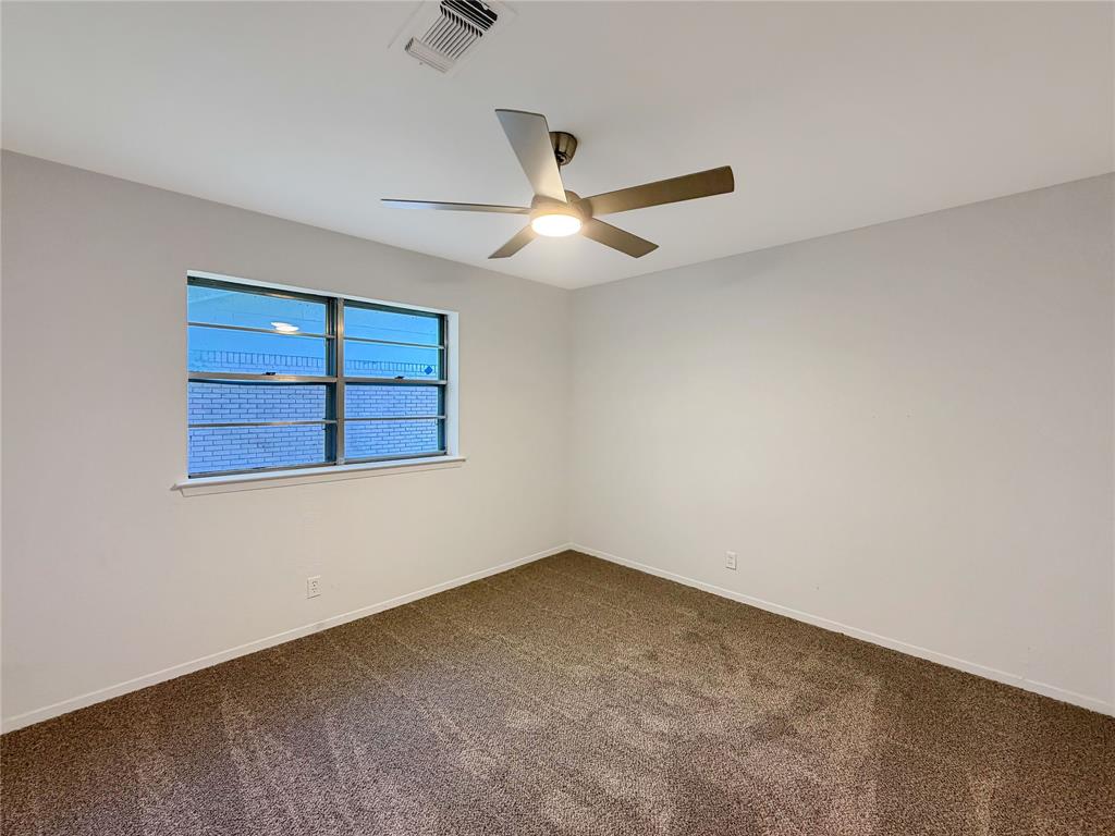 305 Deer Creek Road Everman, TX 76140 - Photo 10 of 15