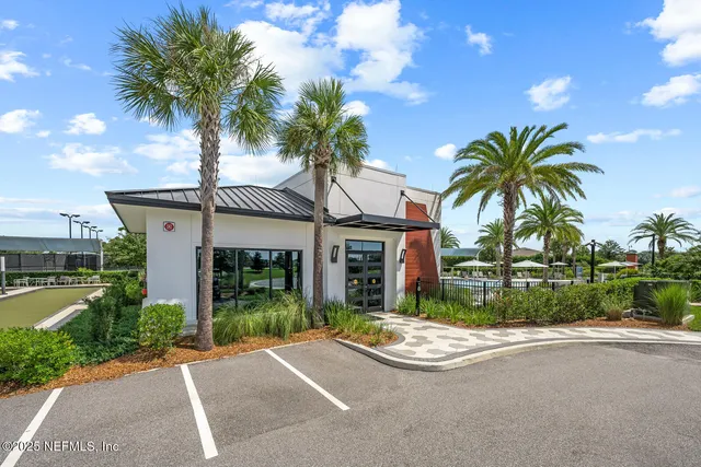 $590,000 | 10737 Town View Drive, Jacksonville, FL 32256