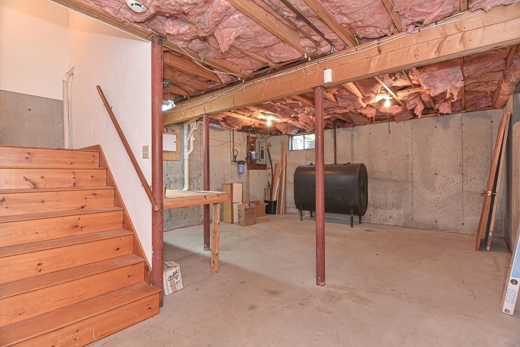 88 Townsend Road, Unit A Shirley, MA 01464 - Photo 26 of 35 a view of entryway