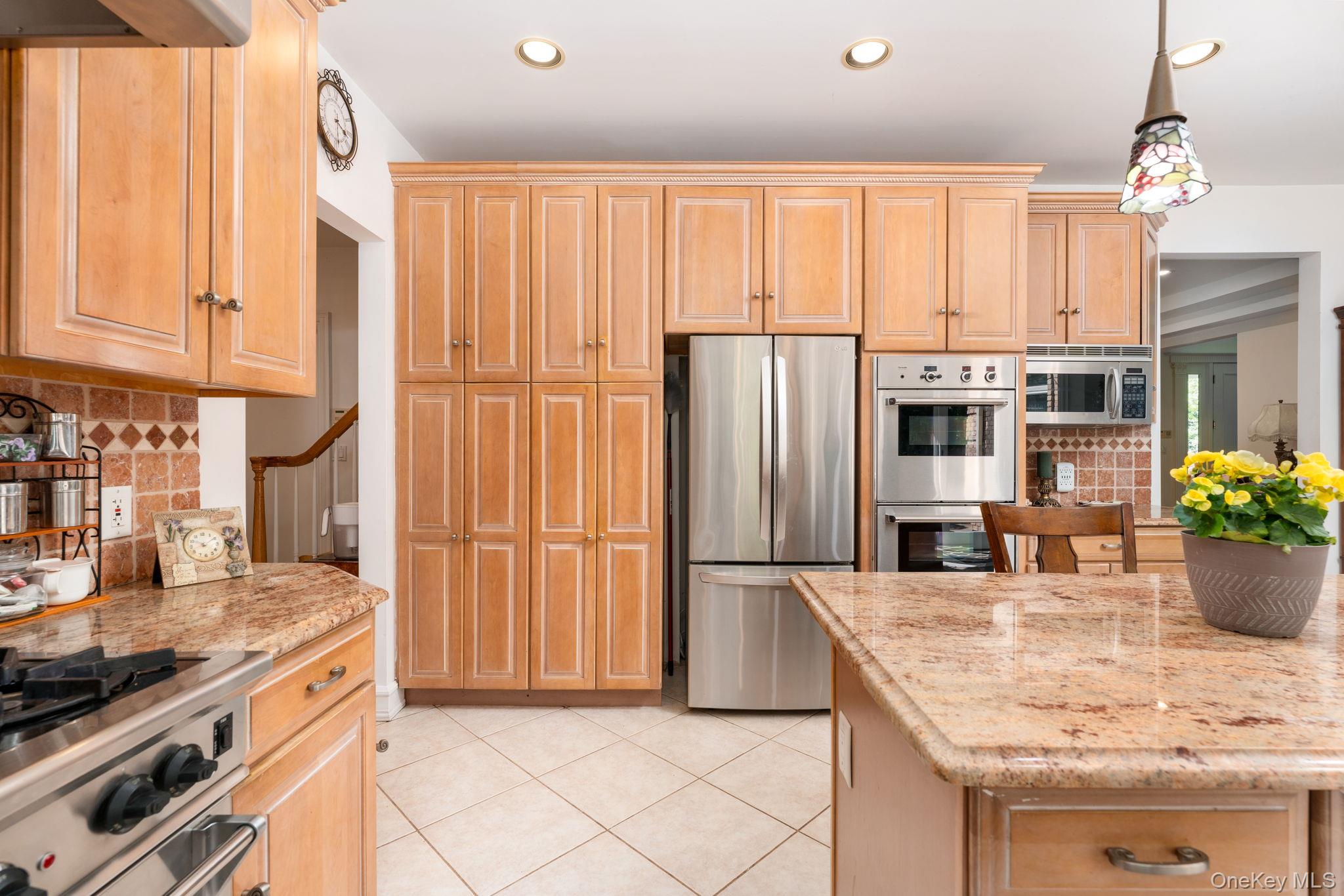 2 Spring Hill Road St. James, NY 11780 - Photo 16 of 47