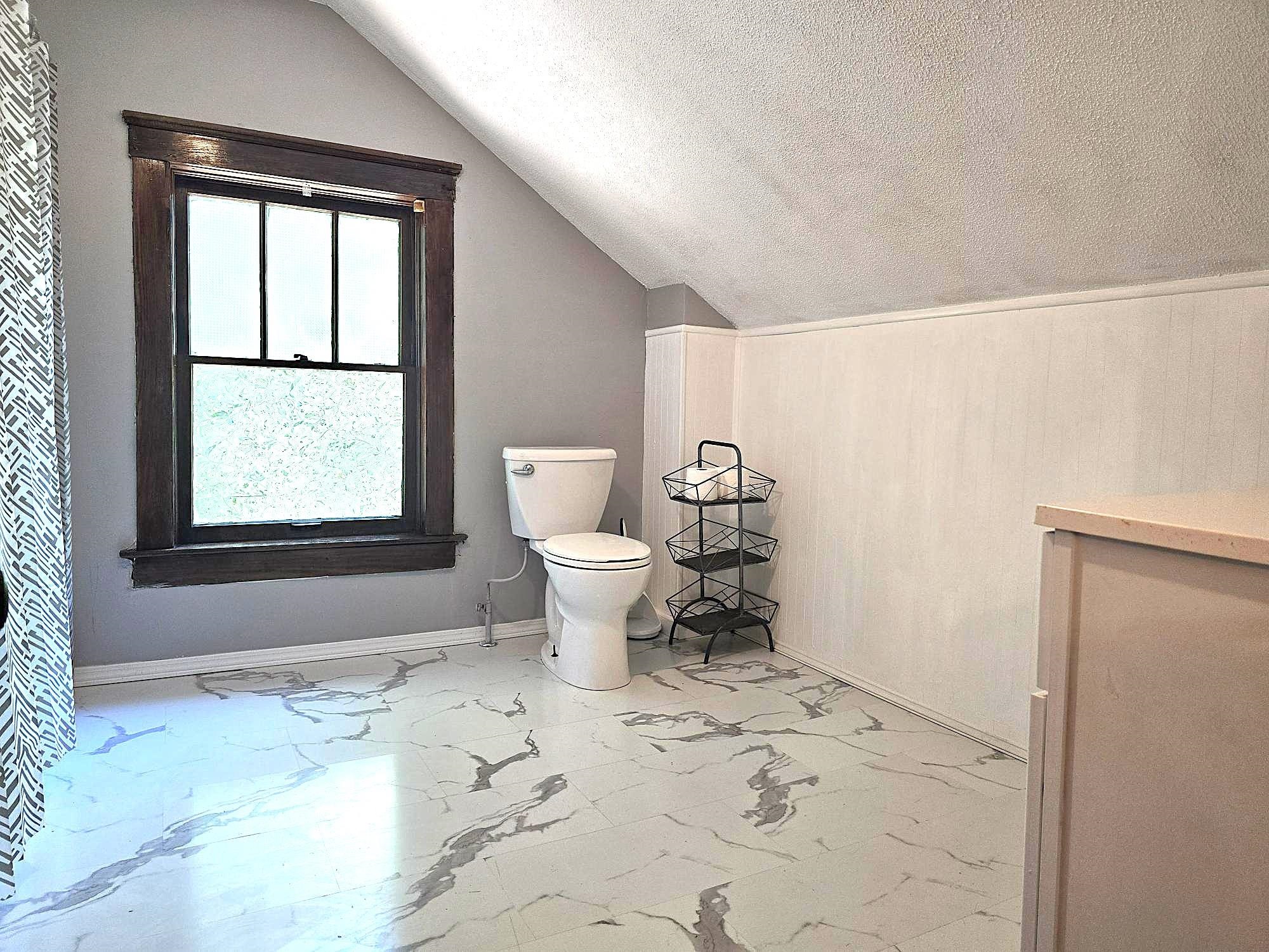 2467 South Riverside Drive Beloit, WI 53511 - Photo 23 of 46